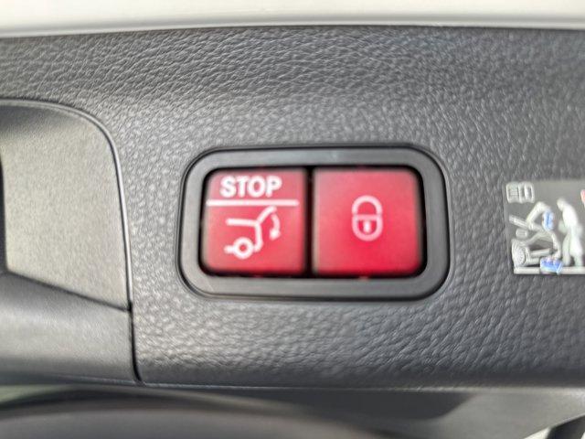 new 2025 Mercedes-Benz GLS 450 car, priced at $98,129