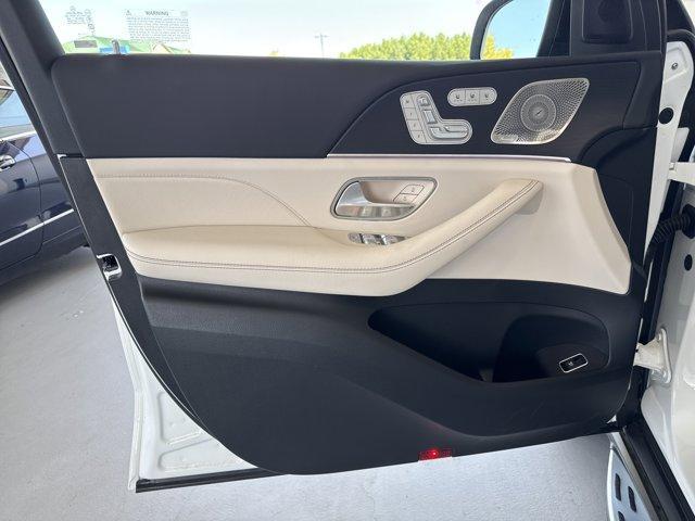 new 2025 Mercedes-Benz GLS 450 car, priced at $98,129