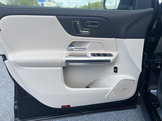 new 2025 Mercedes-Benz GLA 250 car, priced at $51,189