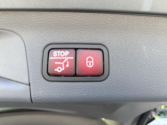 used 2020 Mercedes-Benz GLS 450 car, priced at $35,690