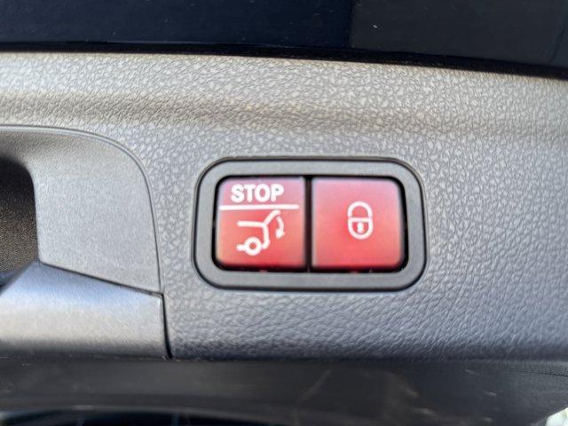 used 2022 Mercedes-Benz GLE 350 car, priced at $40,690