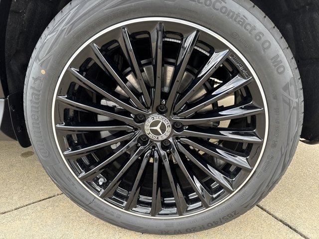 new 2026 Mercedes-Benz GLC 300 car, priced at $68,704