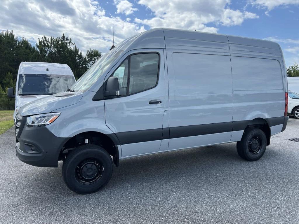 new 2024 Mercedes-Benz Sprinter 2500 car, priced at $76,260