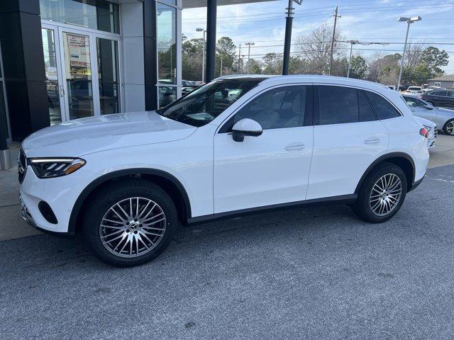 new 2025 Mercedes-Benz GLC 300 car, priced at $53,234