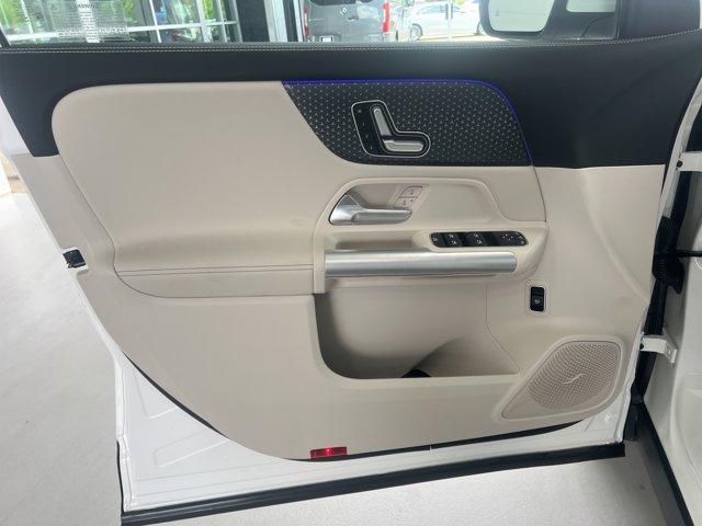 new 2025 Mercedes-Benz GLA 250 car, priced at $46,544