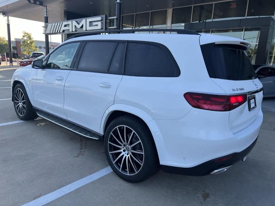 new 2025 Mercedes-Benz GLS 580 car, priced at $128,499