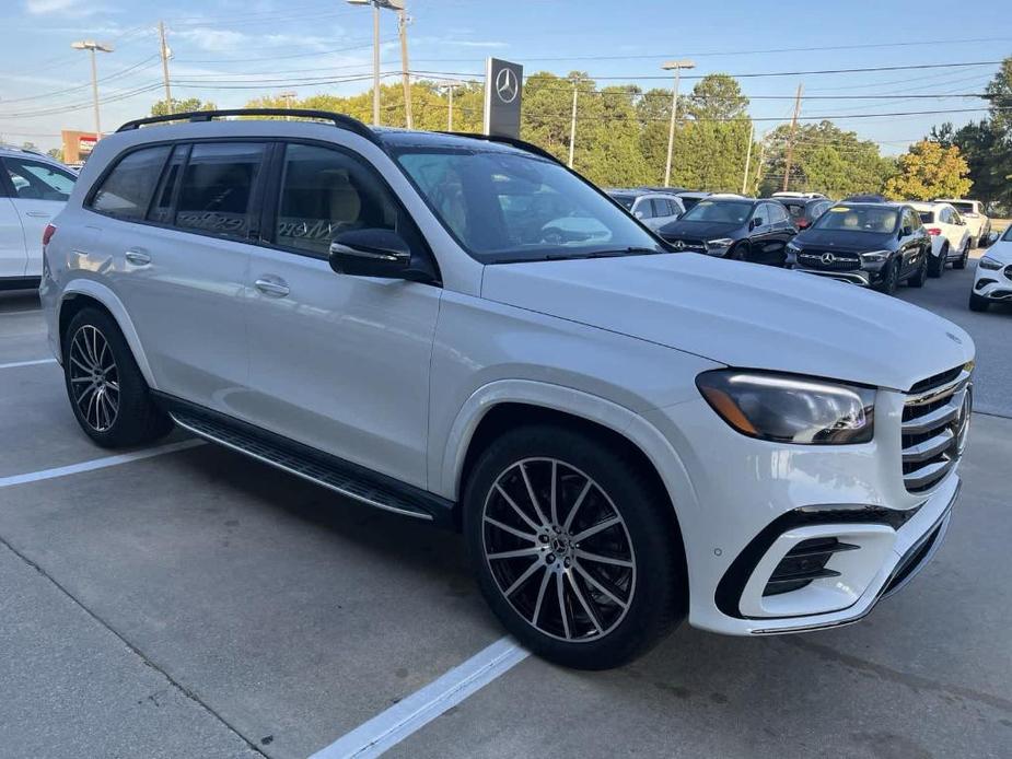 new 2025 Mercedes-Benz GLS 580 car, priced at $128,499