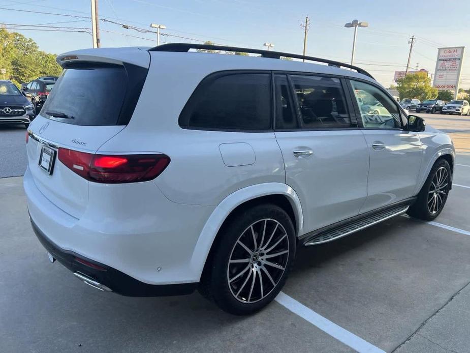 new 2025 Mercedes-Benz GLS 580 car, priced at $128,499