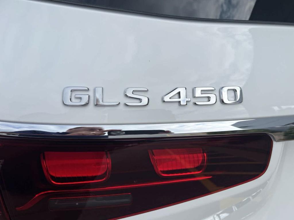 new 2025 Mercedes-Benz GLS 450 car, priced at $98,509