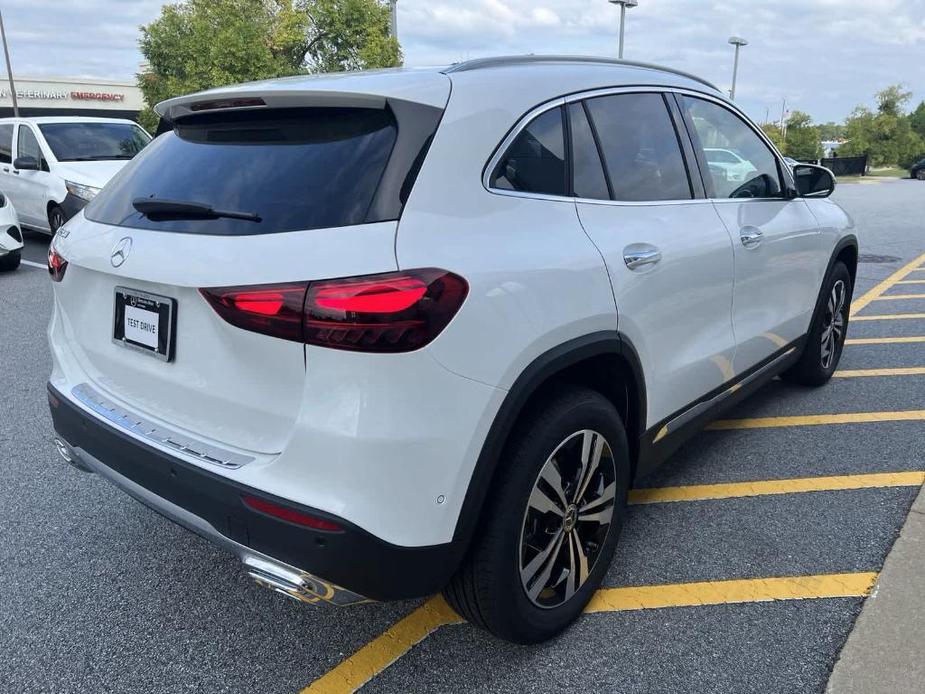 new 2025 Mercedes-Benz GLA 250 car, priced at $46,544