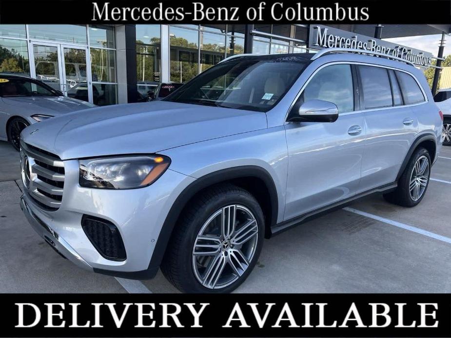 new 2025 Mercedes-Benz GLS 450 car, priced at $92,495