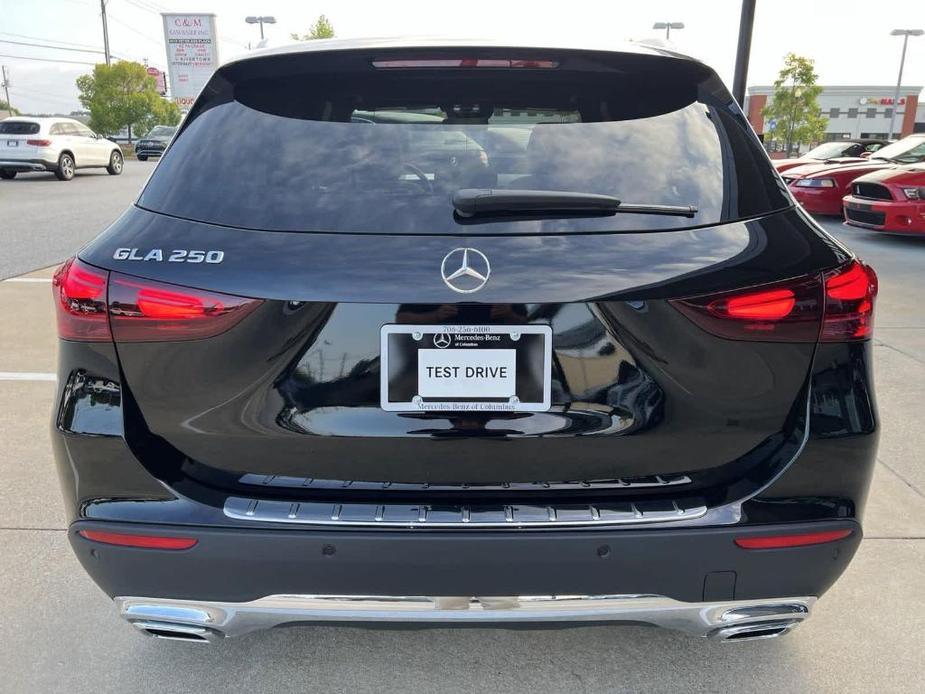 new 2025 Mercedes-Benz GLA 250 car, priced at $46,349