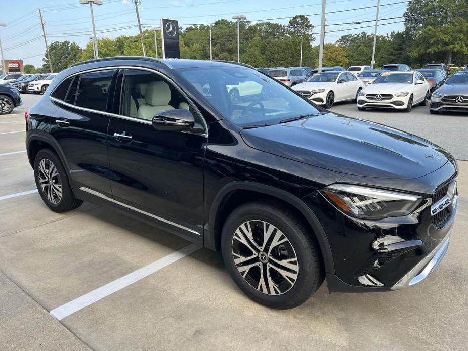 new 2025 Mercedes-Benz GLA 250 car, priced at $46,349