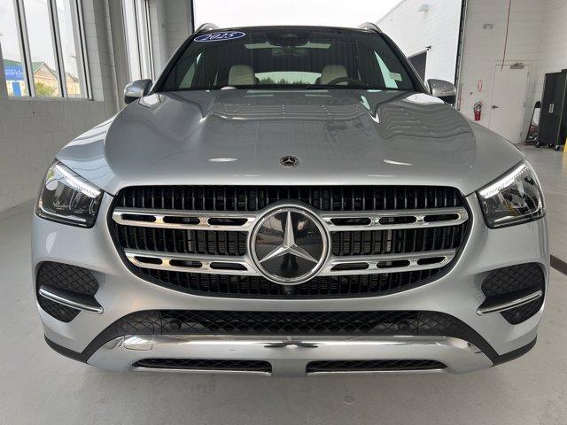 new 2025 Mercedes-Benz GLE 450 car, priced at $76,494