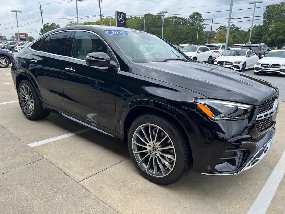 new 2025 Mercedes-Benz GLE 450 car, priced at $85,429