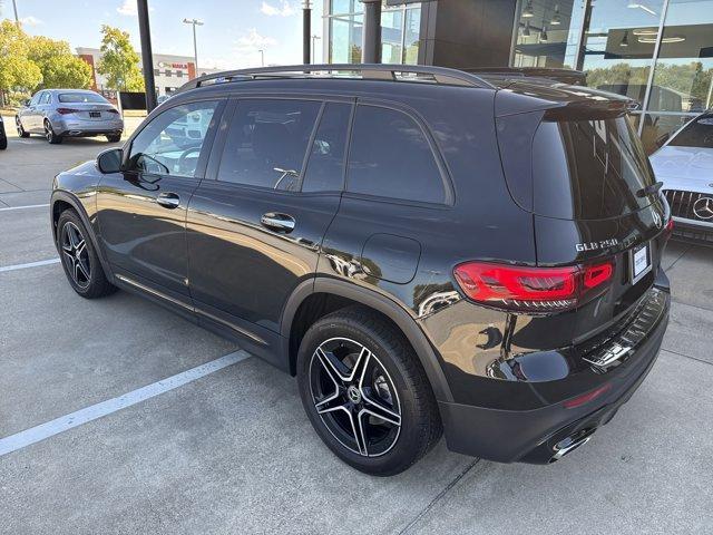 used 2021 Mercedes-Benz GLB 250 car, priced at $29,390