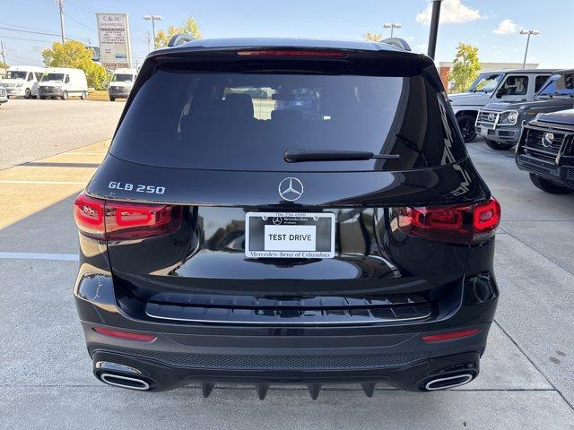 used 2021 Mercedes-Benz GLB 250 car, priced at $29,390