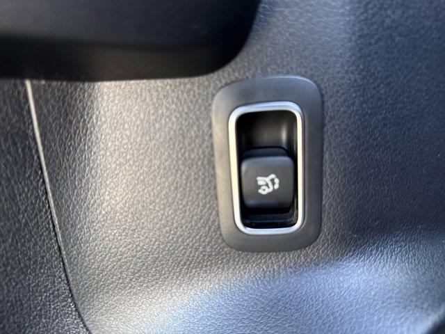 used 2021 Mercedes-Benz GLB 250 car, priced at $29,390