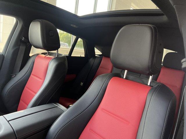 new 2025 Mercedes-Benz GLE 450 car, priced at $85,259