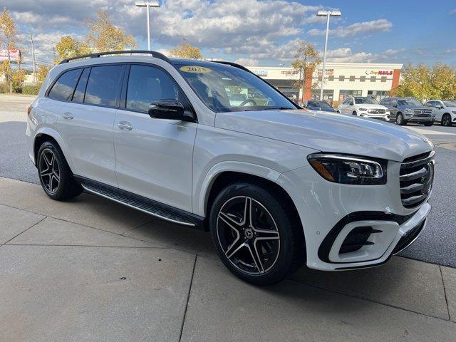 new 2025 Mercedes-Benz GLS 450 car, priced at $97,444