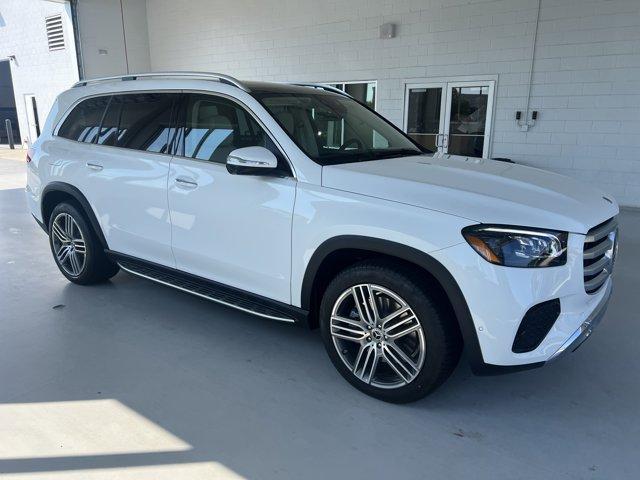 new 2025 Mercedes-Benz GLS 450 car, priced at $92,499