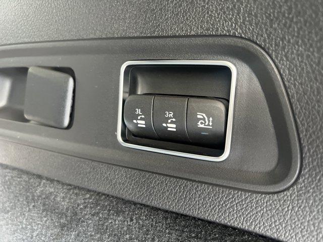 new 2025 Mercedes-Benz GLS 450 car, priced at $92,499
