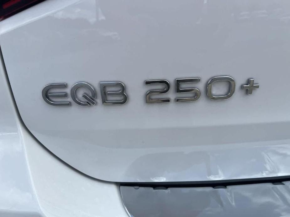 new 2024 Mercedes-Benz EQB 250 car, priced at $57,869