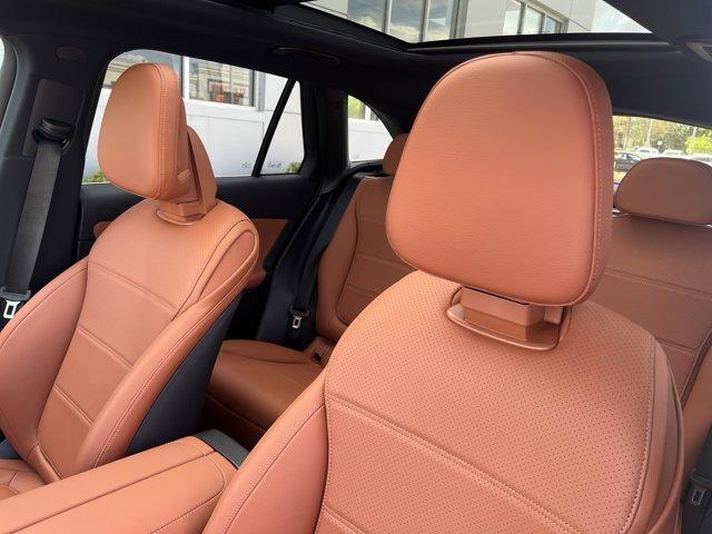 new 2025 Mercedes-Benz GLC 300 car, priced at $57,464