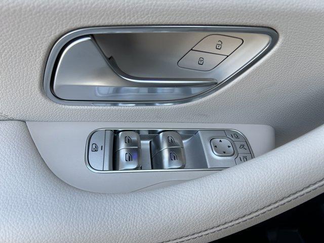 new 2025 Mercedes-Benz GLE 350 car, priced at $68,634