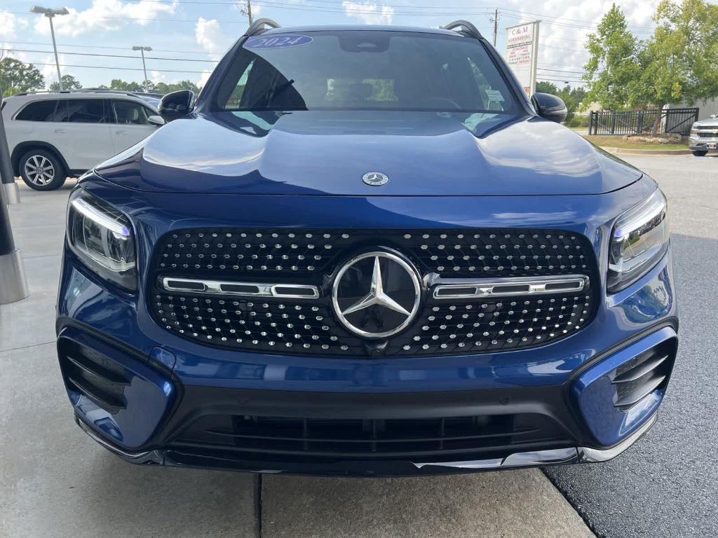 new 2024 Mercedes-Benz GLB 250 car, priced at $56,584