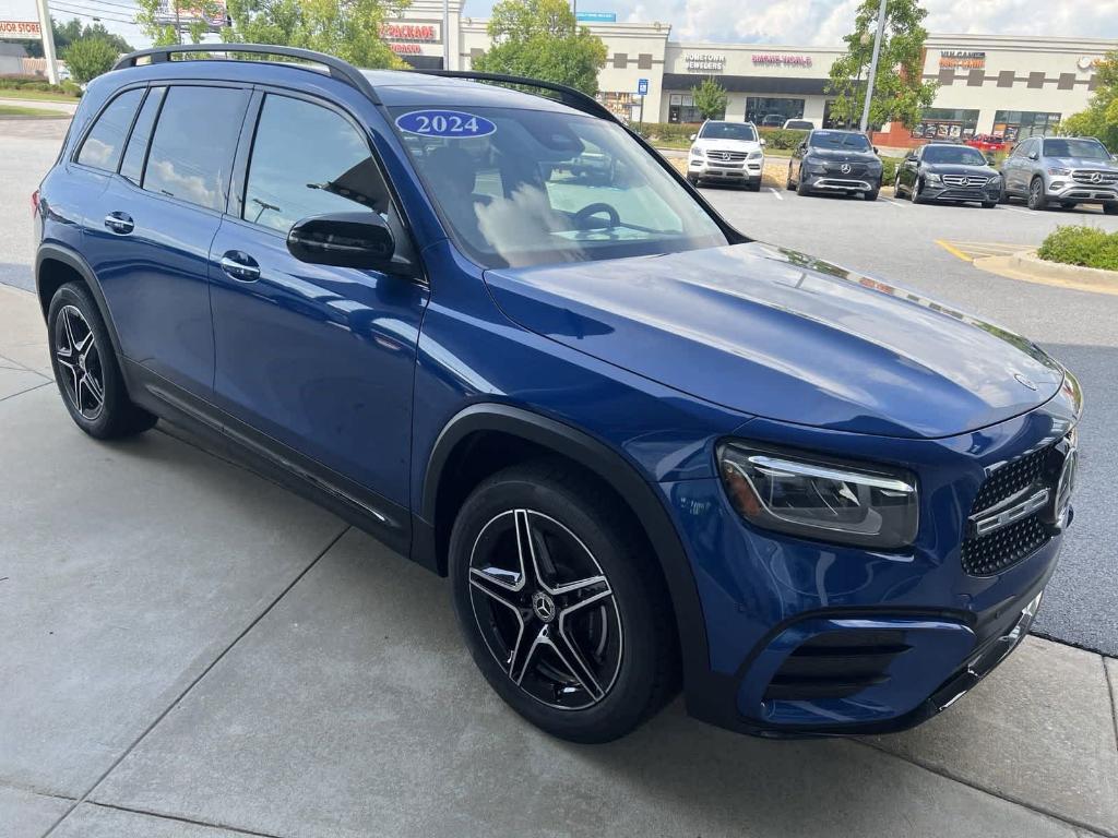 new 2024 Mercedes-Benz GLB 250 car, priced at $56,584