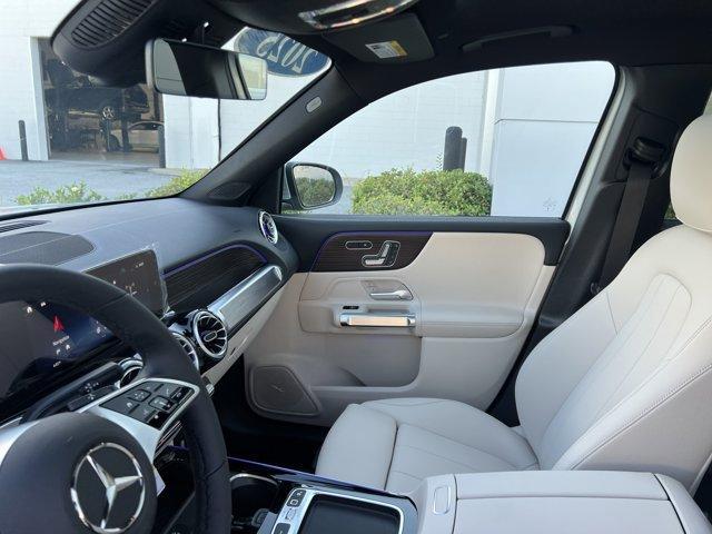 new 2025 Mercedes-Benz GLB 250 car, priced at $54,219