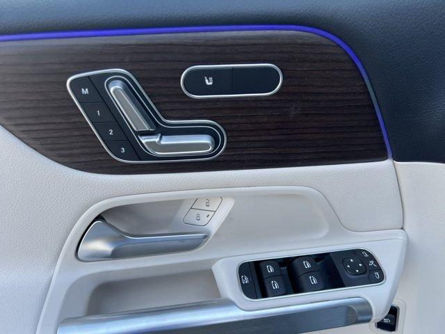 new 2025 Mercedes-Benz GLB 250 car, priced at $54,219