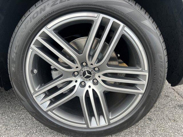 new 2025 Mercedes-Benz GLS 450 car, priced at $92,499