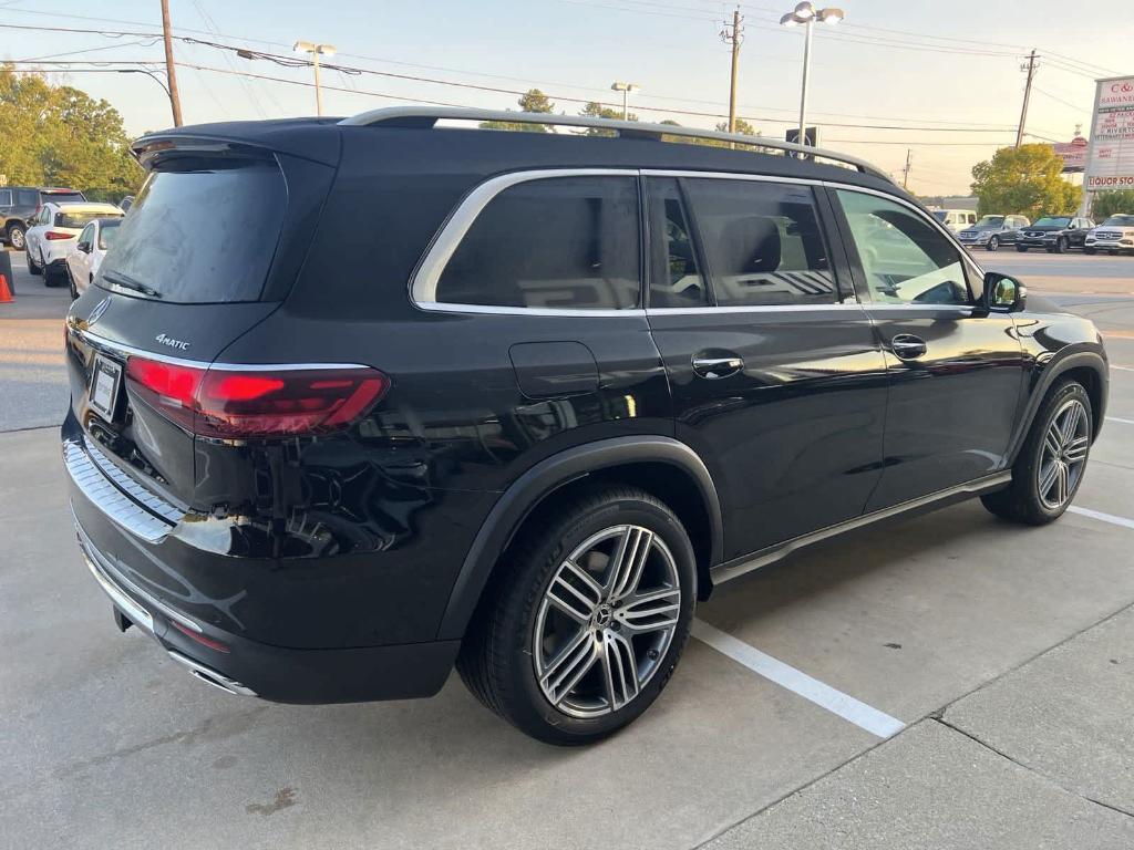 new 2025 Mercedes-Benz GLS 450 car, priced at $93,194