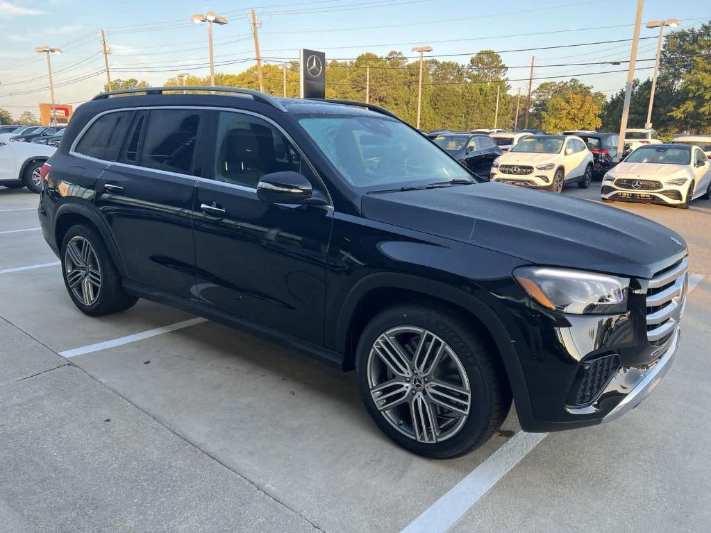 new 2025 Mercedes-Benz GLS 450 car, priced at $93,194