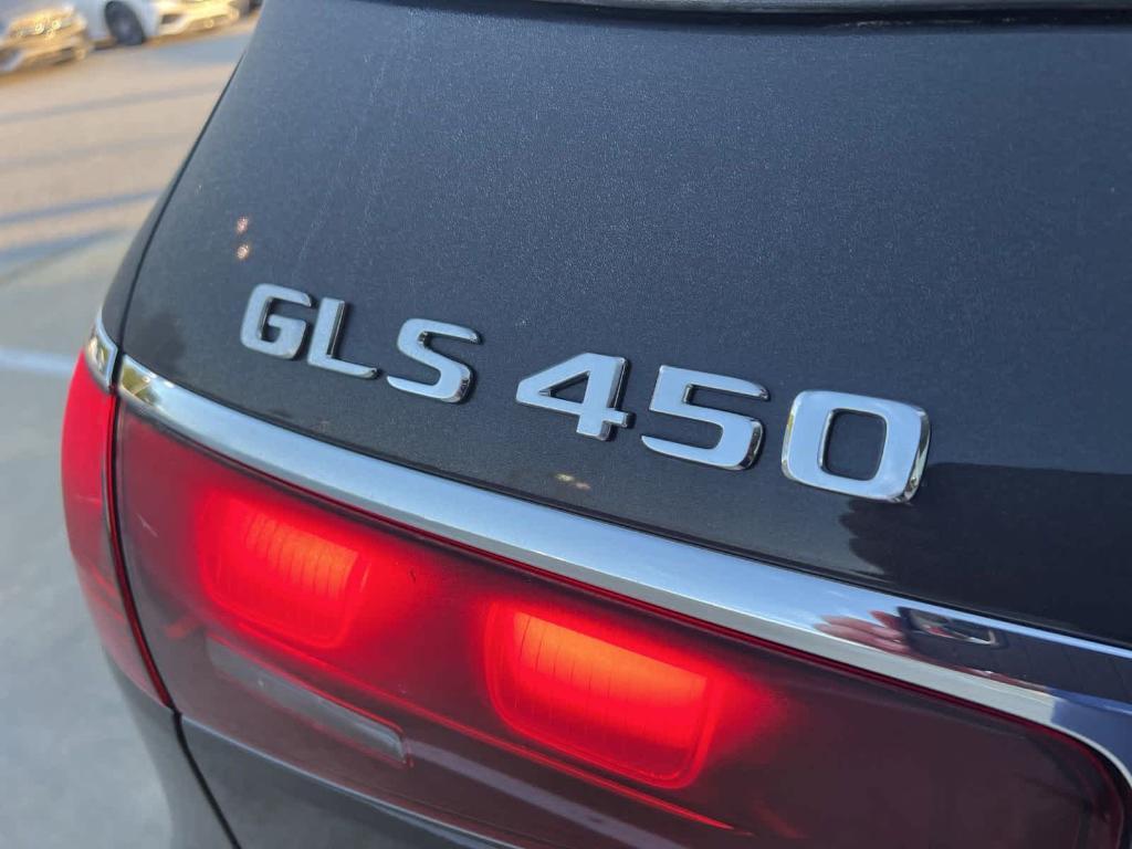 new 2025 Mercedes-Benz GLS 450 car, priced at $93,194