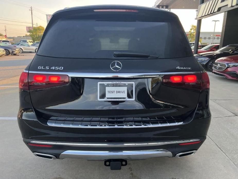 new 2025 Mercedes-Benz GLS 450 car, priced at $93,194