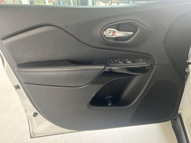 used 2020 Jeep Cherokee car, priced at $19,390