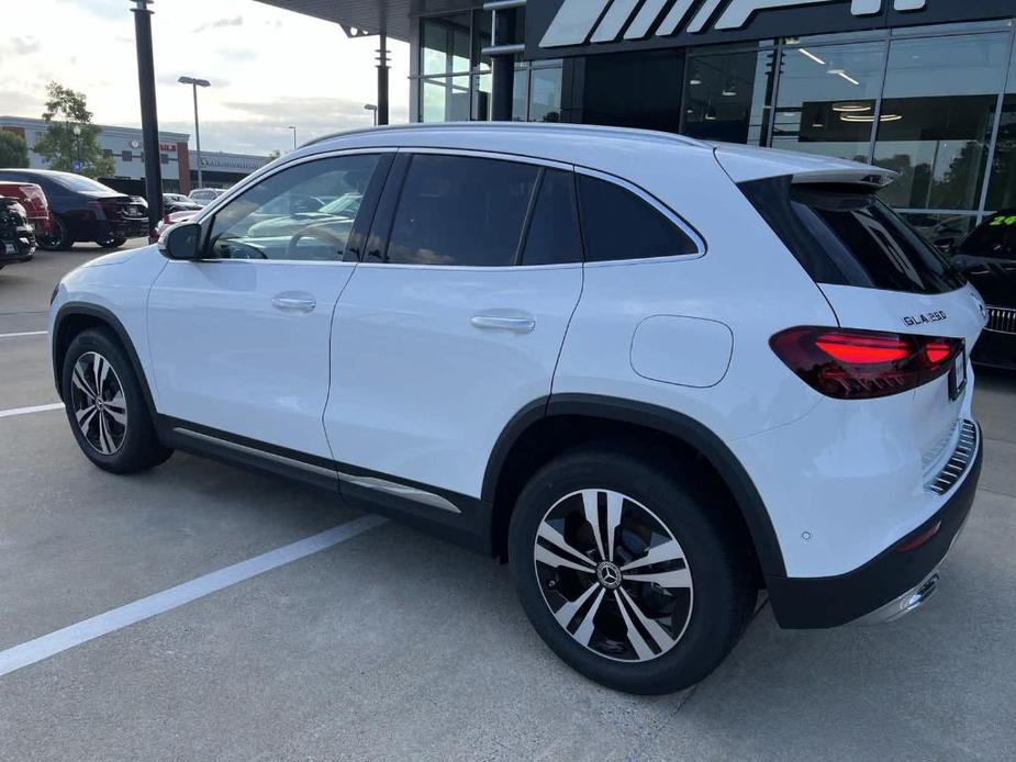 new 2025 Mercedes-Benz GLA 250 car, priced at $46,349