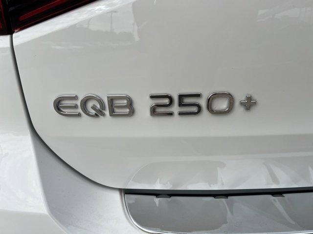 new 2024 Mercedes-Benz EQB 250 car, priced at $60,559