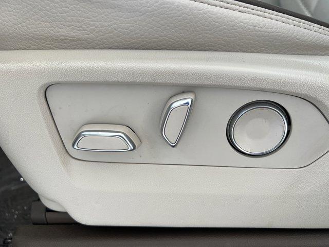 used 2021 GMC Yukon car, priced at $53,390