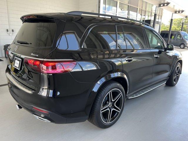 new 2025 Mercedes-Benz GLS 450 car, priced at $97,284