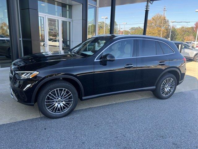 new 2025 Mercedes-Benz GLC 300 car, priced at $58,404