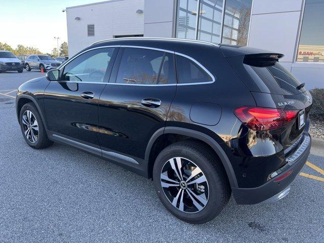 new 2025 Mercedes-Benz GLA 250 car, priced at $49,169