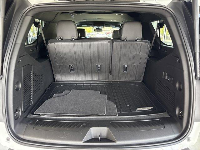 used 2025 GMC Yukon XL car, priced at $70,690