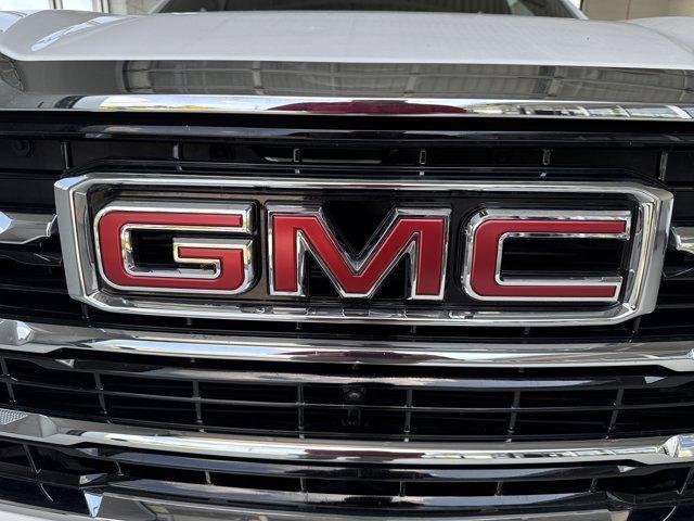 used 2025 GMC Yukon XL car, priced at $70,690