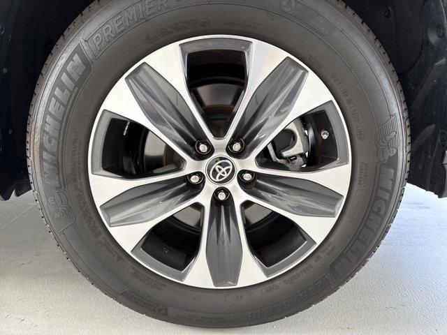 used 2023 Toyota Highlander car, priced at $39,690