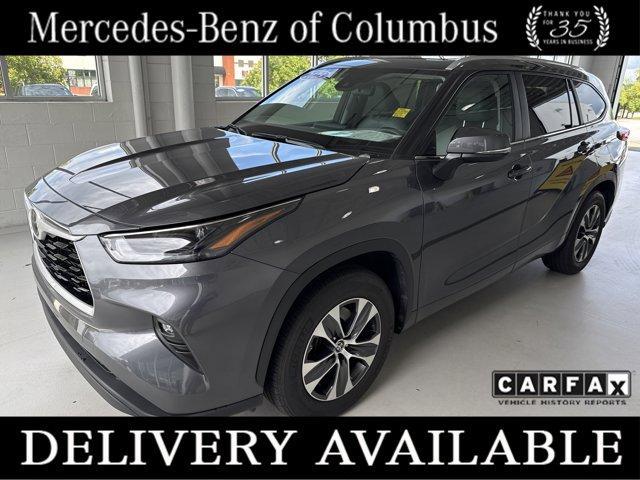 used 2023 Toyota Highlander car, priced at $39,690
