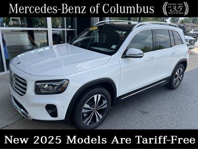 new 2025 Mercedes-Benz GLB 250 car, priced at $49,149